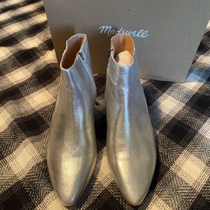 Madewell kitten heel boots